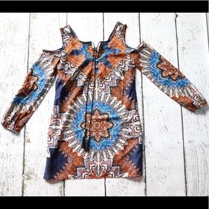 Printed cut out shoulder dress